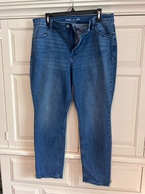Old Navy Mid-Blue straight Jeans 14 Short